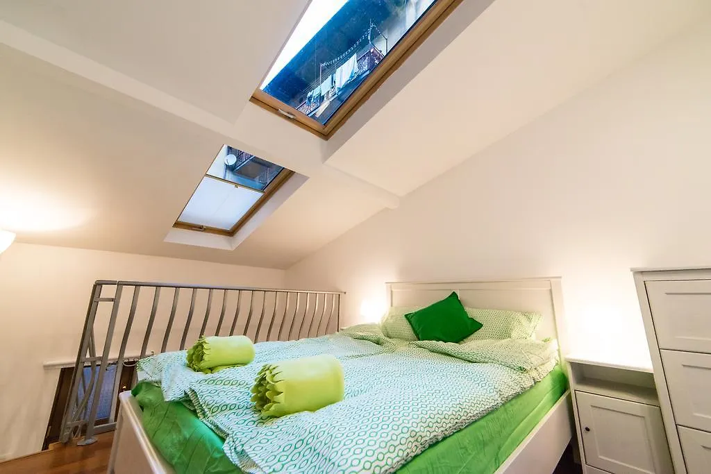 Apartment Quiet & Cosy Apt In The Heart Of Old Cracow Krakow Poland